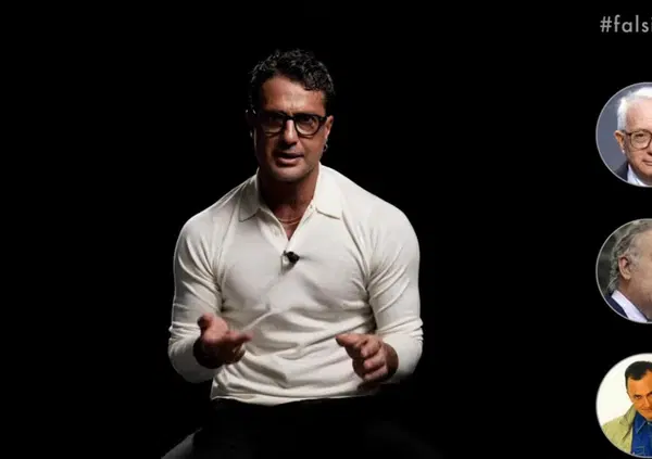 Ma Corona &egrave; Falsissimo? Lele Mora lo smentisce dopo il Signorini-gate: &ldquo;Bravo a fare soldi, ma quello che dice su Mediaset non &egrave; vero&rdquo;