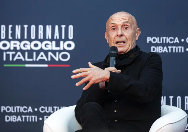 Stanno tornando i servizi in politica 