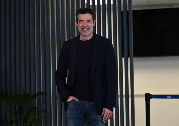 Tra attori e vip il No vince con percentuali da Corea del Nord (l&rsquo;unico che vota S&igrave; &egrave; Michele Placido?), ma quanti lo fanno davvero per convinzione? La verit&agrave; &egrave; che nello show business essere pecore nere non premia