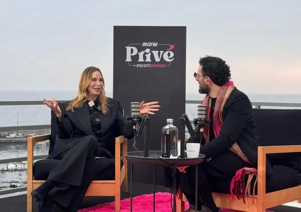 Gli amori, la tv, le proposte indecenti e la rivelazione di Stefania Orlando a MOW Priv&eacute; by Escort Advisor: "Preferisco amarmi da sola, il ses*so mi ha stufata. I piedi? Sono il nuovo seno"