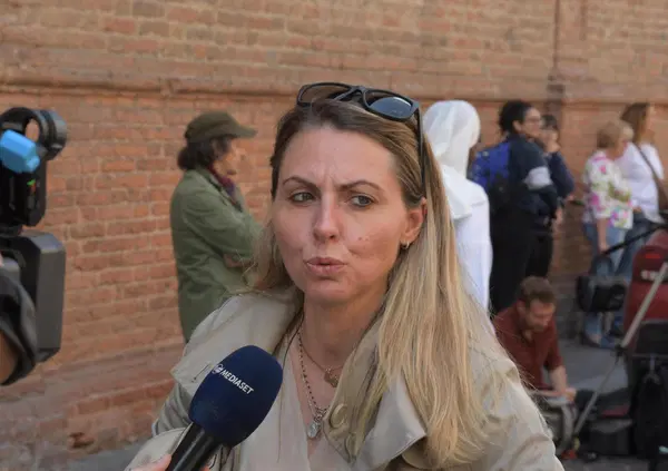 Delitto di Garlasco: oh, ma state bene? Se si guarda con chi (non) va a letto la Bocellari e chi (non) paga chi, allora vale proprio tutto