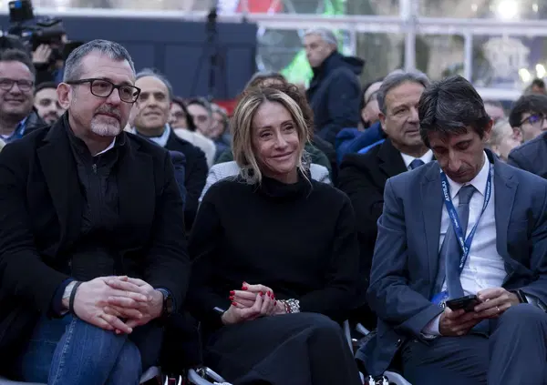 IL RETROSCENA: Dietro le quinte di un talk la verit&agrave; di Donzelli su Delmastro: &ldquo;&Egrave; una coglionata&rdquo;. Poi nella versione di Giorgia, da Mentana, diventa: &ldquo;Una leggerezza&rdquo;