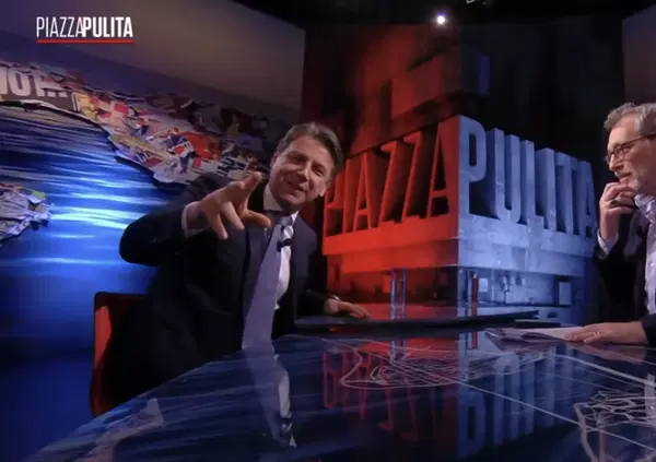 &Egrave; Netflix o la politica italiana? Giuseppe Conte a Piazzapulita &egrave; come Frank Underwood in House of Cards: &ldquo;Pensate al potere che avete&rdquo;