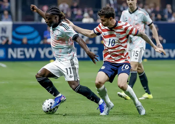 Ma le avete viste le maglie delle nazionali presenti ai Mondiali di calcio 2026? Quelle di Corea del Sud, Belgio e Haiti sono uno spettacolo. E spunta il difetto delle cuciture di Nike