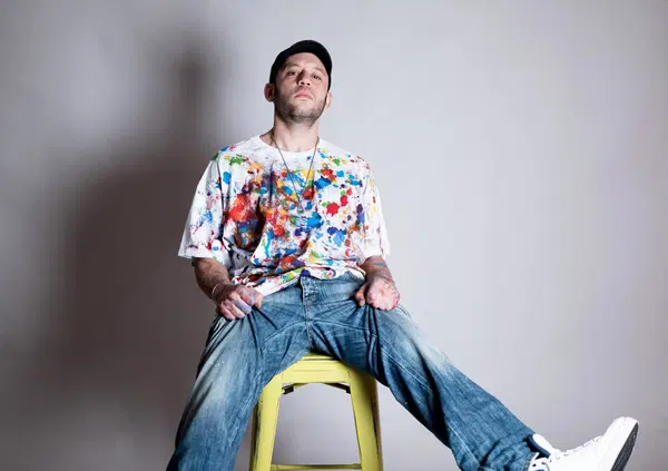 Intervista definitiva a Rancore: Cruciani che tossisce, Dritto e Rovescio e lo "stup*o psicologico, le bestemmie, la scuola e la politica: &laquo;Cristo &egrave; l&rsquo;unico messia che puoi prendere in giro senza conseguenze&raquo;