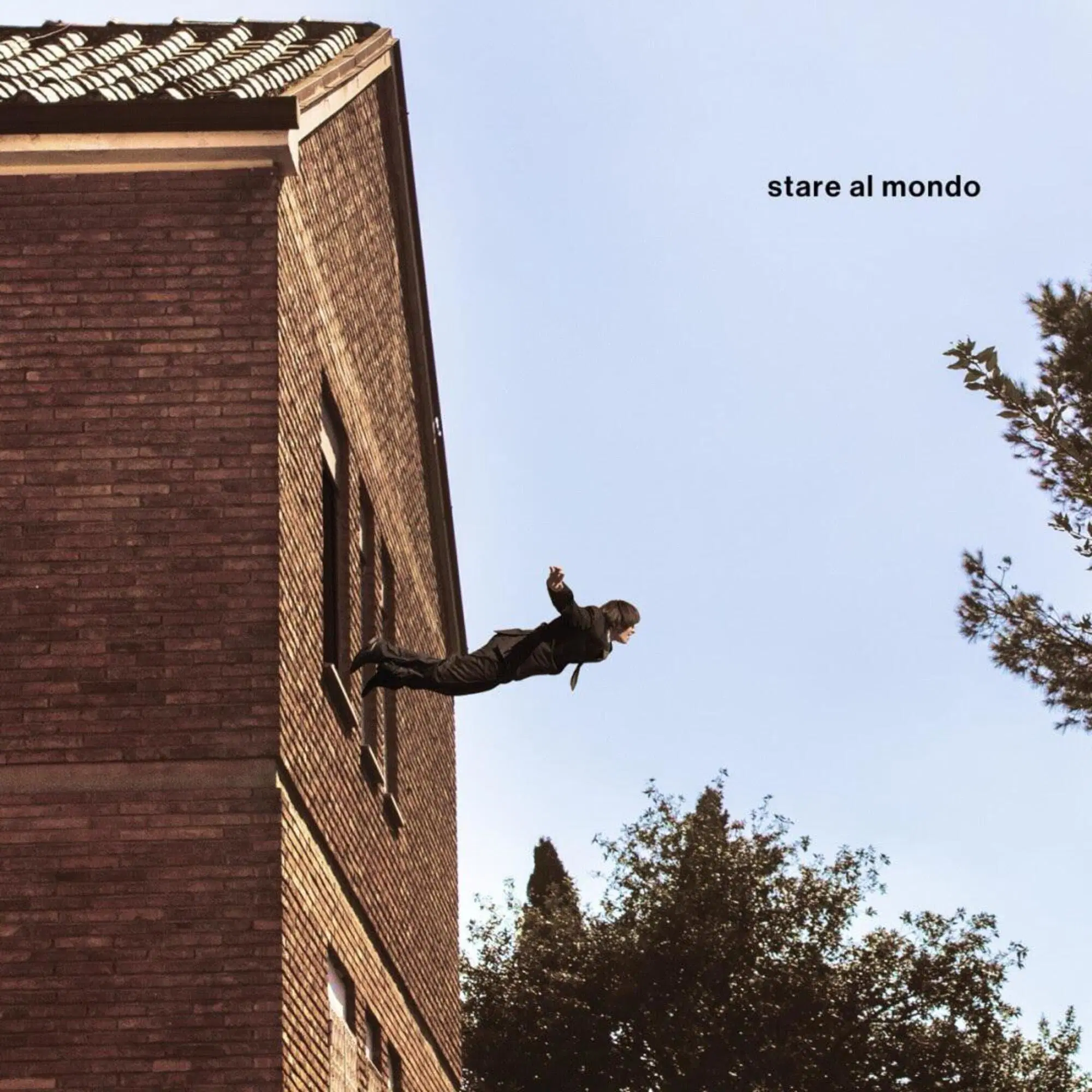 stare al mondo matteo alieno- foto di Benedetta Pionati, direzione creativa di Tommaso Arnald