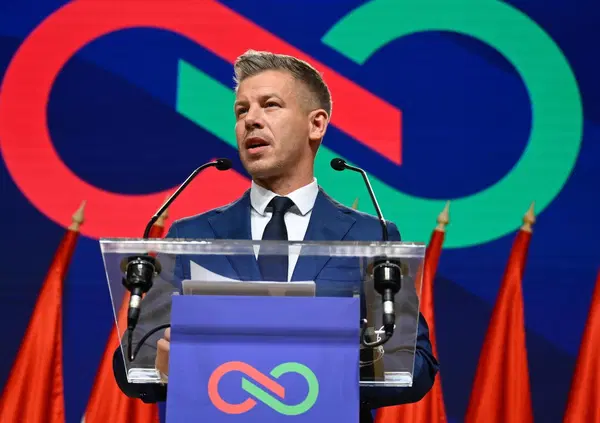 L&rsquo;Italia faccia come l&rsquo;Ungheria (e la Germania) e batta i sovranisti da destra