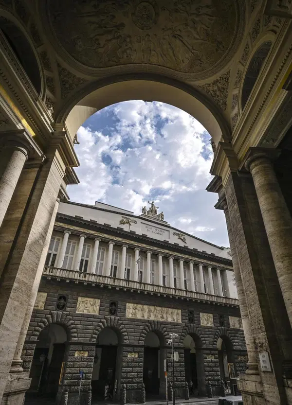Teatro San Carlo, dopo l&rsquo;inchiesta di MOW 11 indagati tra cui Lissner, Spedaliere (madre e figlio),  Tzempetonidis e tanti altri. Abbiamo fatto venire gi&ugrave; il sistema mentre nessuno ne parlava 