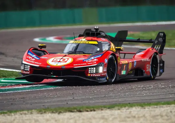 &Egrave; iniziato il weekend anche senza MotoGP e F1: a Imola c&rsquo;&egrave; la Ferrari campione del mondo nel WEC, al Nurburgring Max Verstappen e ad Assen la SBK. Le dritte, gli orari e tutto il resto