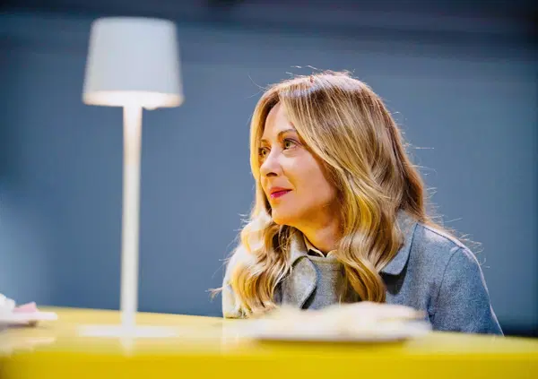 Il retroscena su Vinitaly e Giorgia Meloni: Associazioni snobbate, ma come dire di no a un pranzo improvvisato con il presidente di Coldiretti Ettore Prandini?