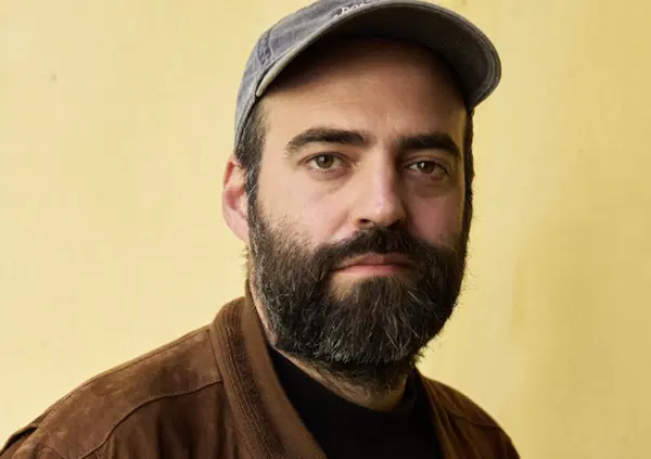 La cosmogonia (dal bar) di Francesco Sossai. &ldquo;Le citt&agrave; di pianura&rdquo;, Hemingway, la nostalgia di un Veneto che non esiste e la vita &ldquo;in frattura con il contemporaneo&rdquo;