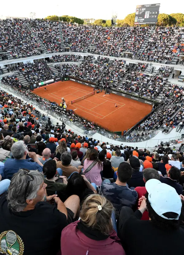 La Rai perde pezzi di diritti tv: niente Jannik Sinner agli Internazionali. Quanto vale la perdita degli Atp di Roma per la rete pubblica? E anche il mondo del ciclismo borbotta