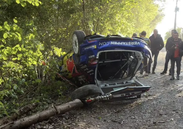 [VIDEO] L&rsquo;avete visto il botto impressionante di Jos Verstappen contro un albero in Belgio? &ldquo;Fortunatamente siamo sani e salvi&rdquo;. E nel frattempo, Max valuta il proprio futuro&hellip;