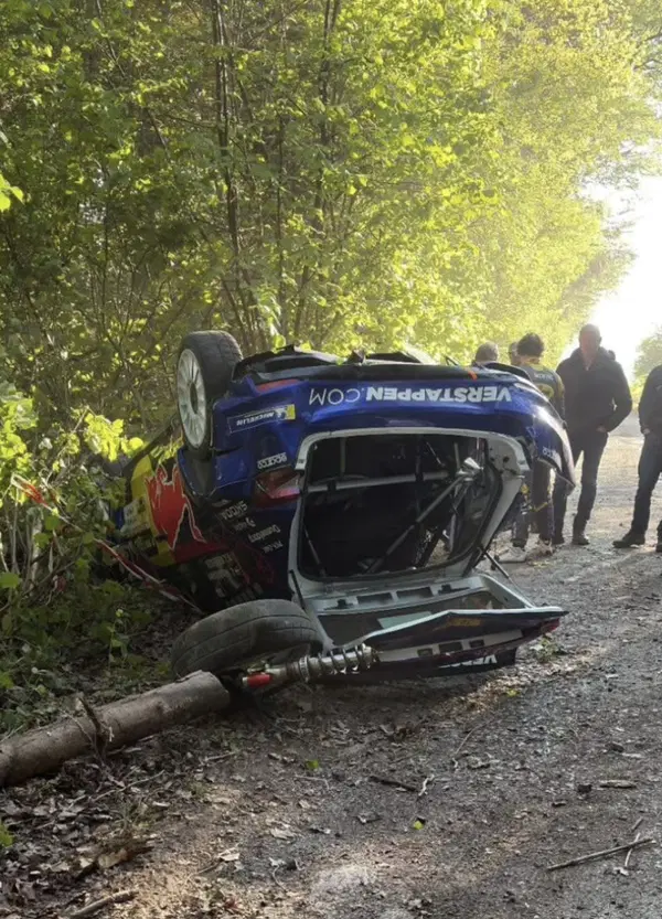[VIDEO] L&rsquo;avete visto il botto impressionante di Jos Verstappen in Belgio?