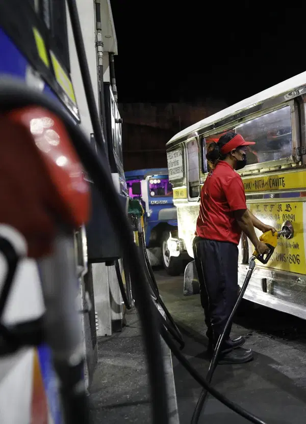Gli Emirati Arabi escono dall'Opec, preparatevi a una tempesta energetica. E ora cosa succeder&agrave; al mercato mondiale del petrolio?