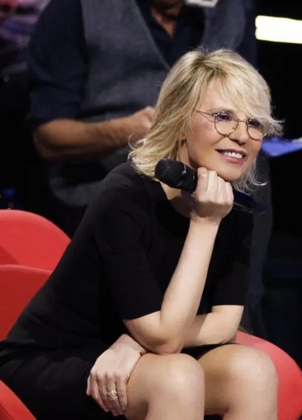 Il De Filippi Universe si allarga con i Witty Drama e "Tutto in una notte" si candida ad essere la "The Lady" dei social, perch&eacute; nessuno se n'&egrave; accorto?