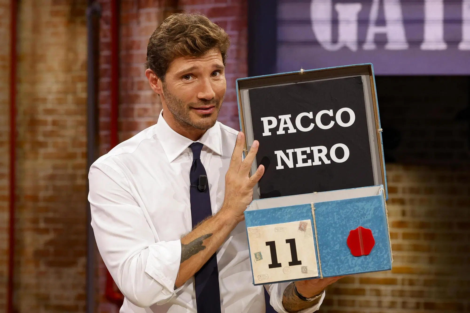 Affari Tuoi Stefano De Martino Ansa