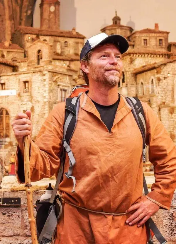 Siamo tutti Marco Maccarini: una generazione di 'dimenticati' che si &egrave; rotta il caz*o dei miracolati sui social. Ecco come ribaltare la situazione