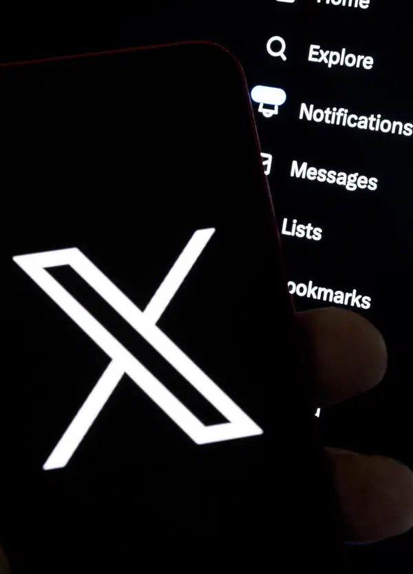 Abbiamo provato XChat, la nuova app di Elon Musk che &ldquo;sfida&rdquo; Whatsapp e Telegram. Com&rsquo;&egrave;? Vi spieghiamo perch&eacute; il primo passo per creare una &ldquo;WeChat occidentale&rdquo; &egrave; un flop
