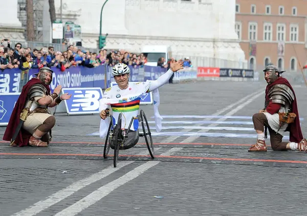 Addio ad Alex Zanardi: figlio delle corse, affamato di vita anche quando questa gli chiedeva di fermarsi