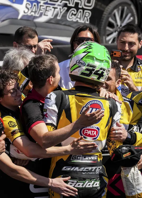 Sinner, Antonelli e Nicol&ograve; Bulega c&rsquo;hanno consumato le parole: beccatevi il folle week end (e la storia) di Lorenzo Baldassarri