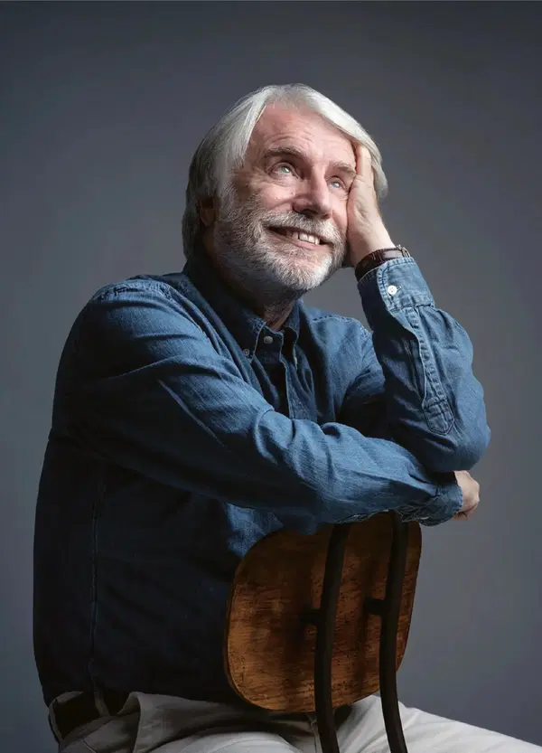 Intervista totale a Paolo Crepet: &ldquo;Il Grande Fratello non lo seguo, piuttosto mi faccio una passeggiata. I talent? Siamo passati dai talent scout ai talent mediocrity. Togliere &lsquo;partigiano&rsquo; da &lsquo;Bella ciao&rsquo; &egrave; vergognoso&rdquo;