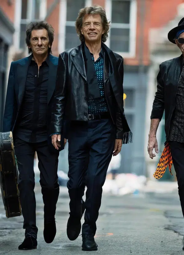I Rolling Stones hanno un nuovo disco che &egrave; solo marketing? I pezzi sono sciapi ma Mick e Keith sono i veri Avengers