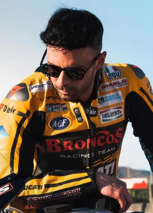 Grip Moto risponde al nostro articolo sul video di Luca Salvadori: &ldquo;Non vi &egrave; stato alcun illecito&rdquo;. Certo, per&ograve;&hellip;