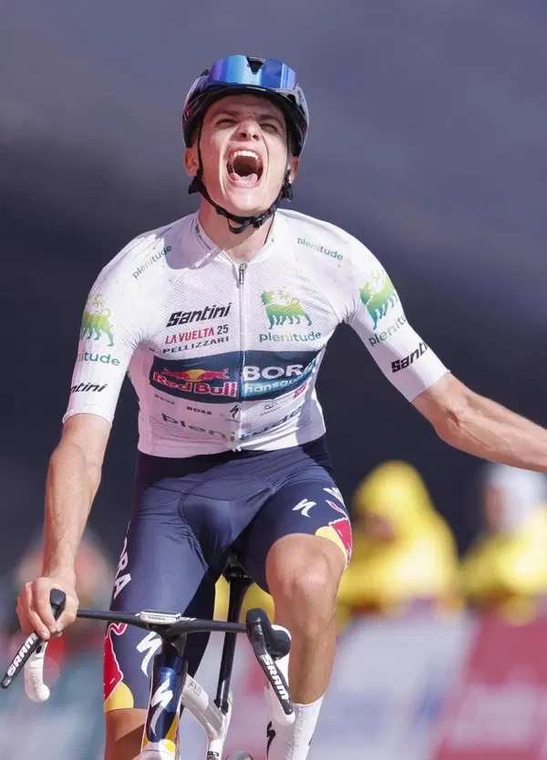 A dieci anni da Nibali e dalle macerie pu&ograve; essere l'ora di Giulio Pellizzari