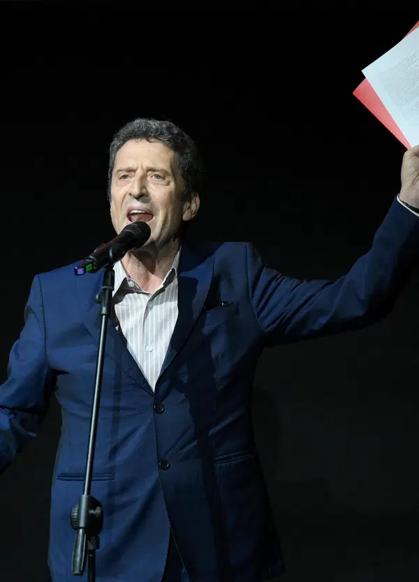 Buttafuoco non &egrave; pericoloso ma &egrave; maestro a simulare il pericolo restando perfettamente integrabile: ritratto del presidente della Biennale di Venezia (che oggettivamente sta spaccando)