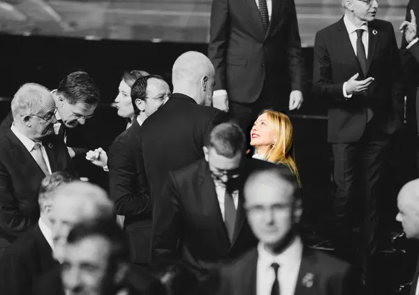 Sapete perch&eacute; Giorgia Meloni era a Yerevan? Una parola: il gasssssss! C&rsquo;&egrave; stato un incontro fondamentale per l&rsquo;Europa e l&rsquo;Italia di cui non vi ha parlato seriamente quasi nessuno. Ecco com&rsquo;&egrave; andata la Cpe organizzata da Macron 