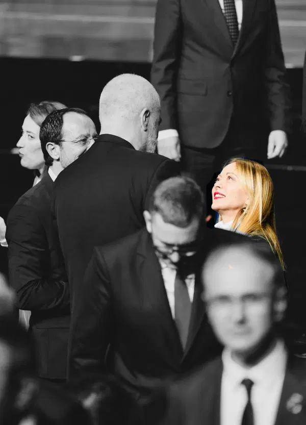 Sapete perch&eacute; Giorgia Meloni era a Yerevan? Una parola: il gasssssss! C&rsquo;&egrave; stato un incontro fondamentale per l&rsquo;Europa e l&rsquo;Italia di cui non vi ha parlato seriamente quasi nessuno. Ecco com&rsquo;&egrave; andata la Cpe organizzata da Macron 
