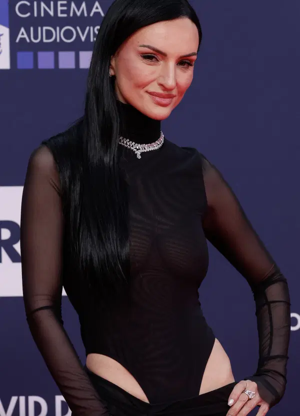 Arisa non &egrave; una 'dea', &egrave; dimagrita tanto e troppo in fretta. Body positivity un cazz0!