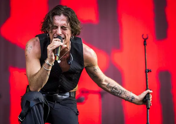 Maneskin, reunion a Saremo 2027! E la carriera internazionale di Damiano da solista? Ufficialmente un flop!