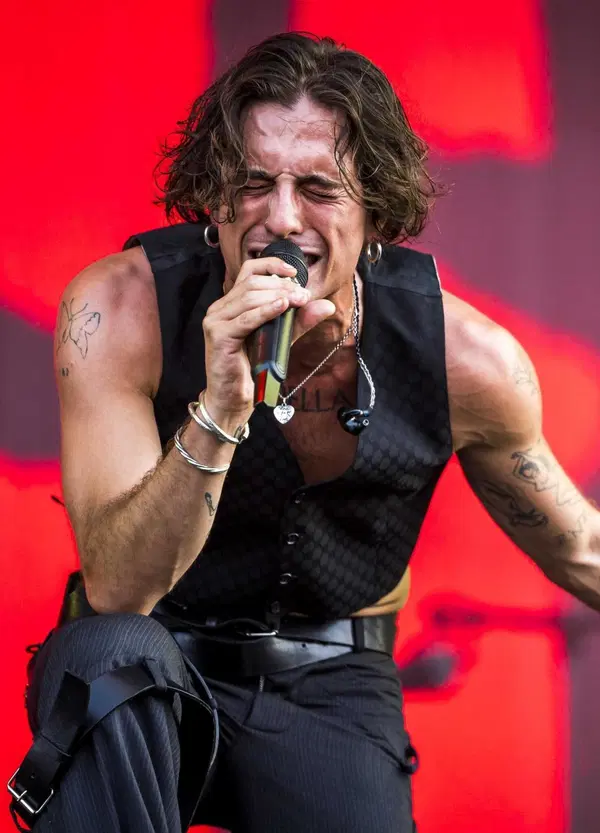 Maneskin, reunion a Saremo 2027! E la carriera internazionale di Damiano da solista? Ufficialmente un flop!
