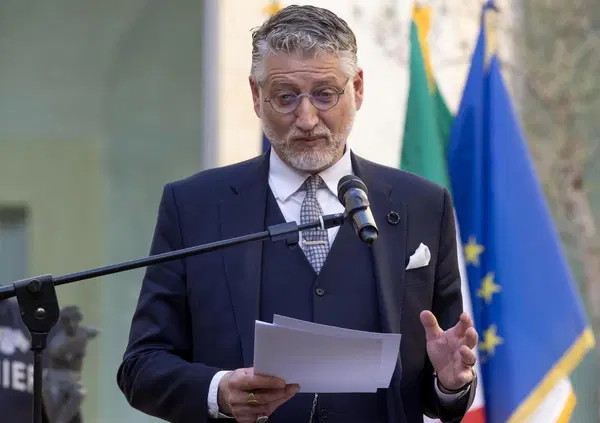 Ma cosa c'&egrave; davvero dietro il siluramento dello staff del ministro Giuli?