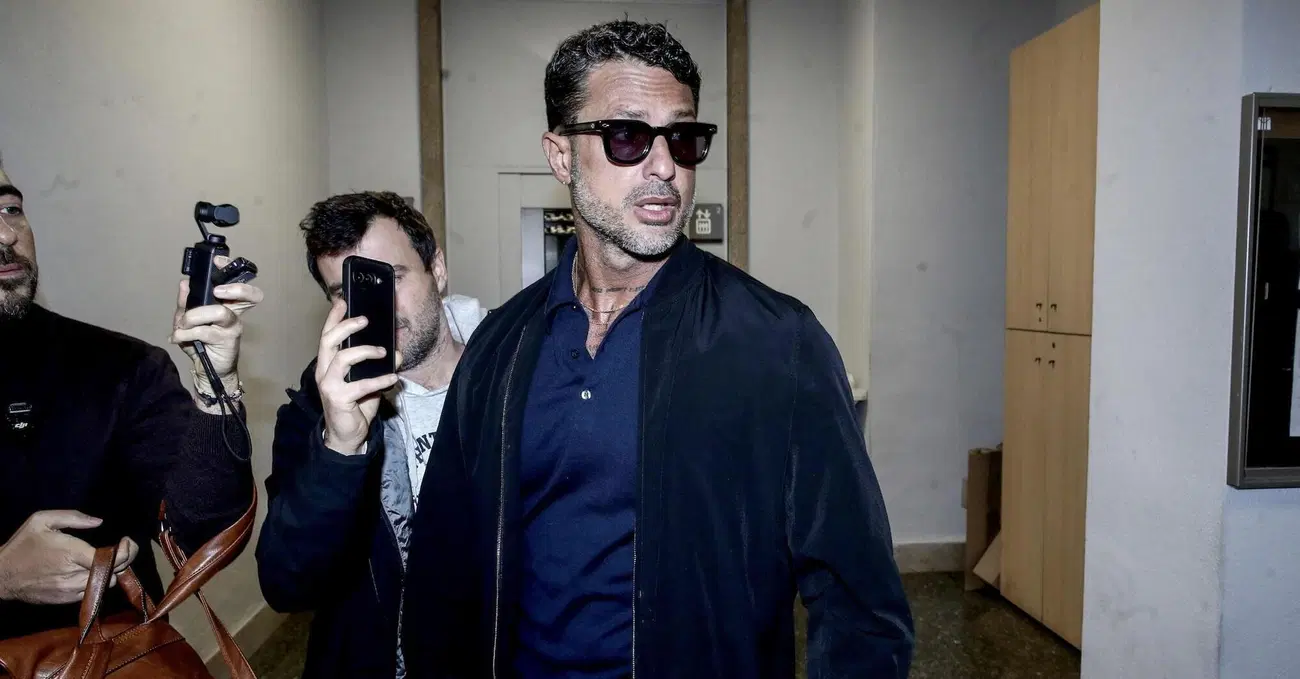 Fabrizio Corona picchia duro sul Napoli (oltre Falsissimo): &ldquo;I big della squadra non vogliono pi&ugrave; Conte. Ho le chat: sono robe gravi&rdquo;