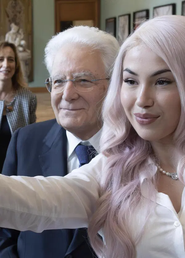 Ma com&rsquo;&egrave; arrivata Anna Pepe al Quirinale con Sergio Mattarella? Ah, se ci fosse ancora Silvio...