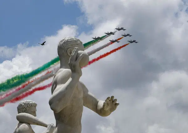 Che casino! Lo scaz*o sul&rsquo;orario del derby di Roma e della finale degli Internazionali &egrave; lo specchio dell&rsquo;Italia