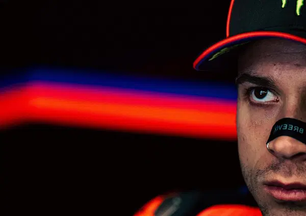 Marco Bezzecchi pu&ograve; vincere domenica? S&igrave;, e pure se lui dice &ldquo;Non faccio niente di speciale&rdquo; un segreto c&rsquo;&egrave;. Ecco dove oggi &egrave; diverso da tutti gli altri
