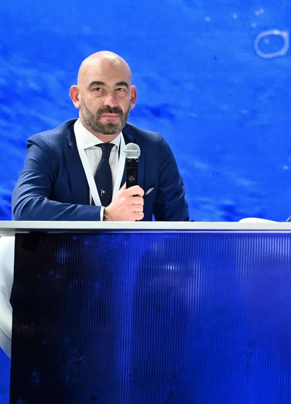 Ebola e Hantavirus, davvero rischiamo una pandemia? Risponde Bassetti a MOW: l&rsquo;allarme dell&rsquo;Oms, le mosse (giuste e sbagliate) del governo e tutto quello che dovete sapere