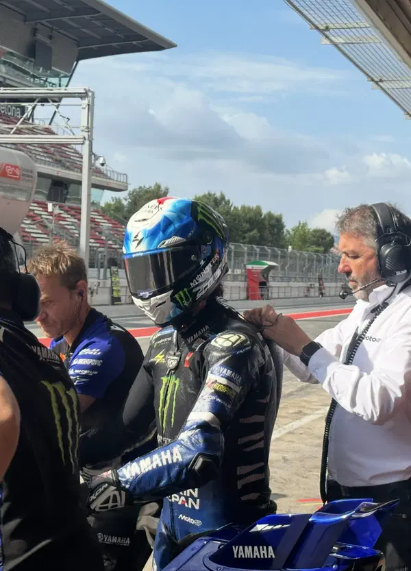 Gli ultimi test di questa MotoGP sono un pianto anche per il cielo: poca roba, tanta pioggia e una brutta caduta per Jorge Martin