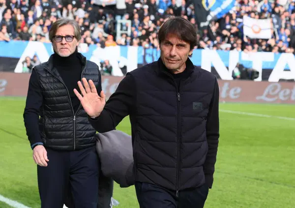 Prima Corona critica i calciatori senza valori e poi attacca chi li bacchetta? La verit&agrave; &egrave; che Conte della puntata di Falsissimo ne esce come un allenatore vero