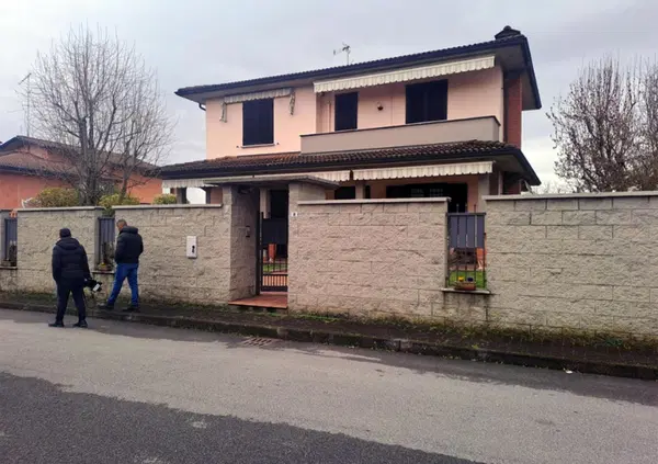 Delitto di Garlasco: sicuri che l&rsquo;allarme di casa Poggi funzionasse bene? C&rsquo;&egrave; qualcosa che non torna negli orari (incrociandoli con la consulenza Dal Checco)