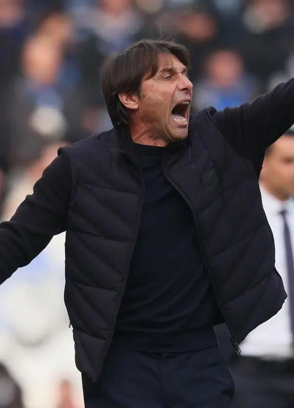 Corona racconta del &ldquo;despota&rdquo; Conte e Fabrizio Romano annuncia: &ldquo;Andr&agrave; via da Napoli&rdquo;. E quel like di Noa Lang sotto al post d&agrave; ragione a Falsissimo?