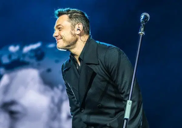 Tiziano Ferro fa il repack? Abbiamo ascoltato in anteprima la deluxe del disco