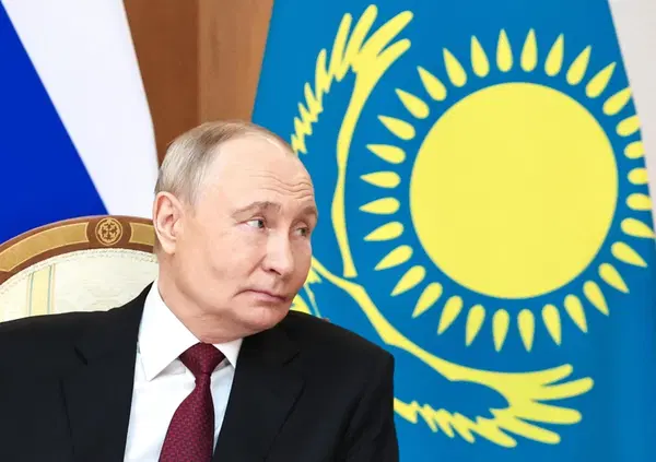Alla faccia dei rossobruni che dicevano &ldquo;Putin non attaccher&agrave; mai l'Europa&rdquo;. La Russia ha fatto esplodere un drone in Romania