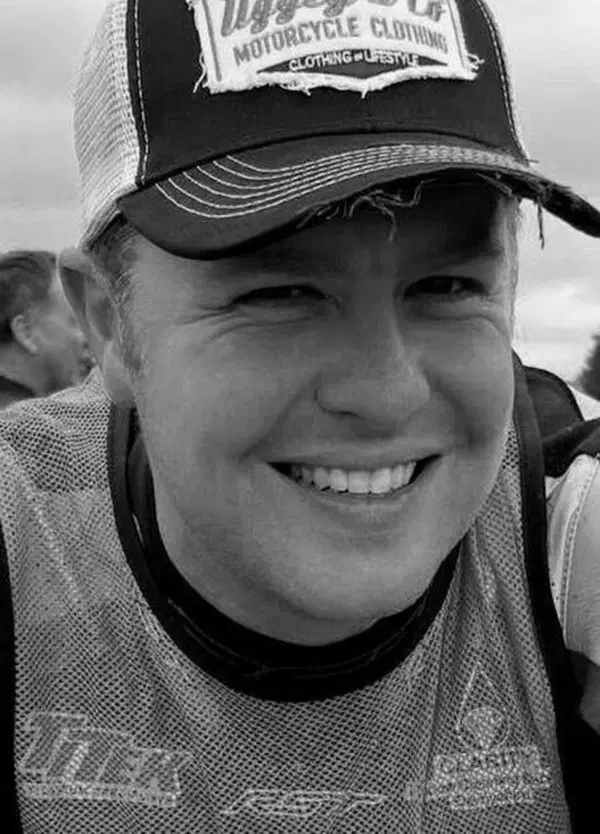L&rsquo;Isola se ne &egrave; preso un altro: addio a Daniel Ingham, figlio delle road races, tradito dalla Doran ora che anche il TT ha cominciato a morire