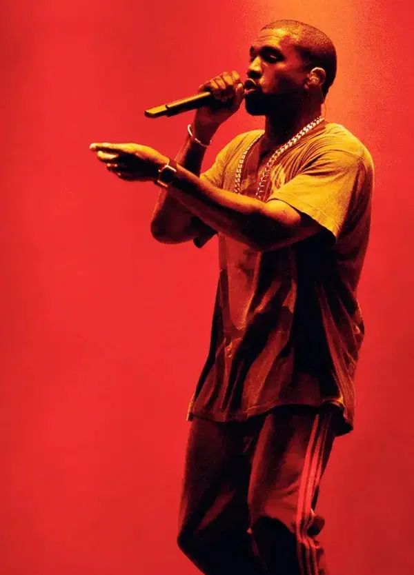 Kanye West e la solita ipocrisia italiana: vietano il concerto ma se ne lavano le mani