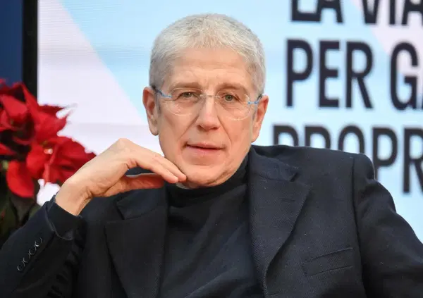 Il Festival della Tv di Dogliani &egrave; un'anteprima? Giordano intervista Cairo: "Ho preso La7 con Lerner e Santoro, l'ho addolcita. Lascio molta libert&agrave; ai miei direttori e ai miei conduttori". La politica? No, ma "qualche sondaggio"...